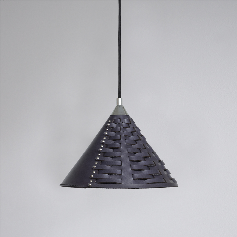 Koni lamp Uniqka small in navy blue leather with silver details